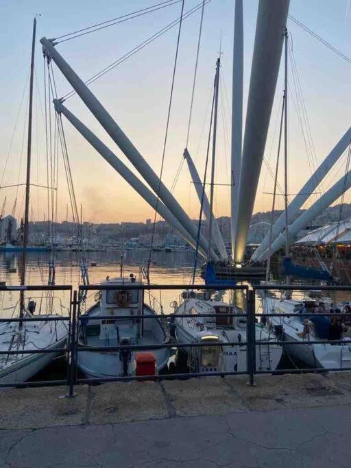 La Finestra Sul Cielo Del Porto Antico Di Genova Lejlighed Eksteriør billede