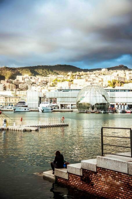 La Finestra Sul Cielo Del Porto Antico Di Genova Lejlighed Eksteriør billede