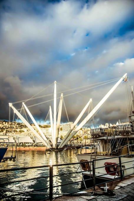 La Finestra Sul Cielo Del Porto Antico Di Genova Lejlighed Eksteriør billede